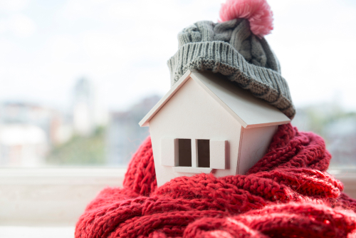 Save £287 on Winter Bills – 10 Cheap Tips to Warm Your Bedroom